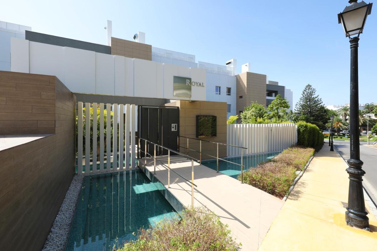 New Modern 3 Bed Puerto Banus Lejlighed Marbella