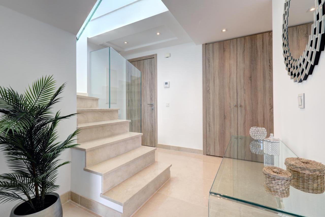 Lejlighed New Modern 3 Bed Puerto Banus Marbella